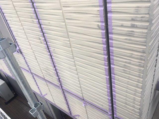 コーキング作業中