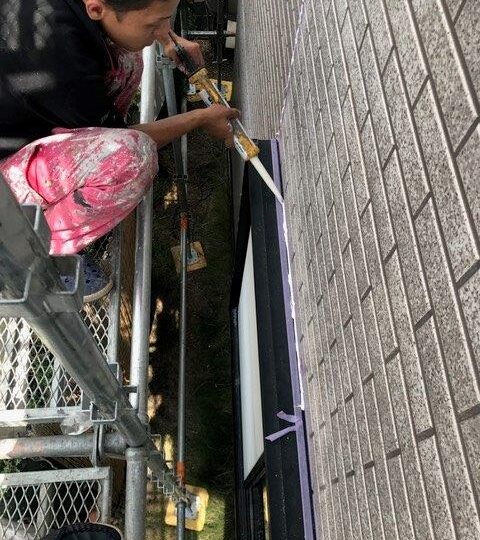 サッシ周りのコーキング