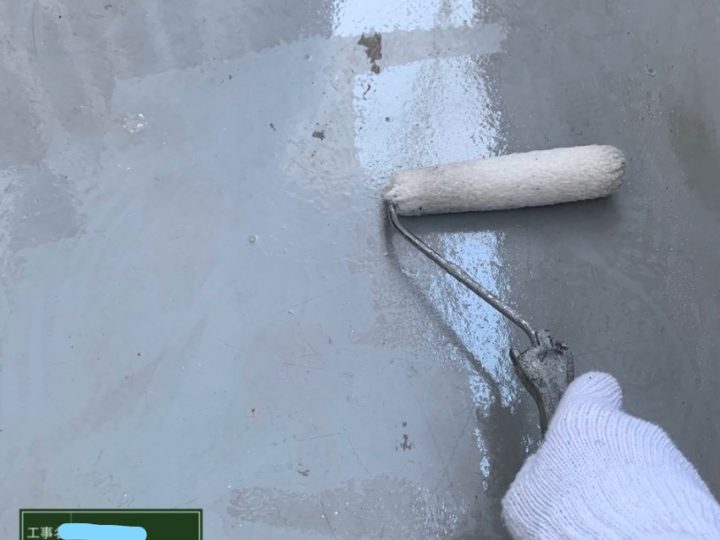 ベランダ塗装1回目