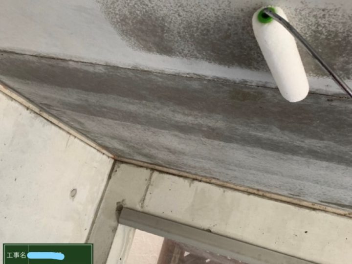 ガレージ塗装 撥水クリヤー 1回目