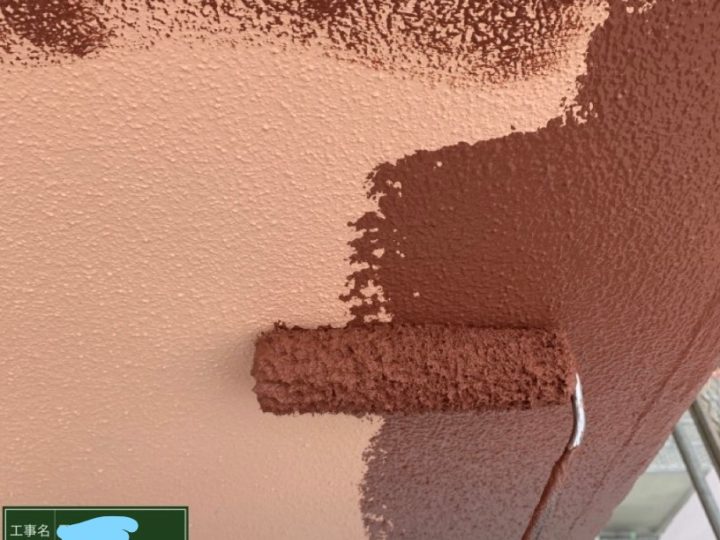 外壁塗装 中塗り