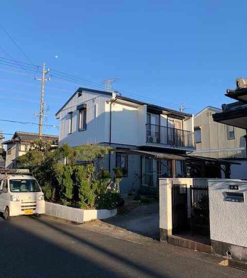 愛知県小牧市O様邸 外壁塗装・屋根葺き替え工事 外壁塗装は塗替えホームズ